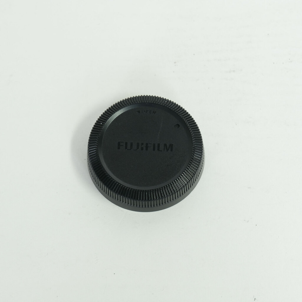 FUJIFILM XC13-33mm F3.5-6.3 OIS FUJIFILM XC13-33mm F3.5-6.3 OIS