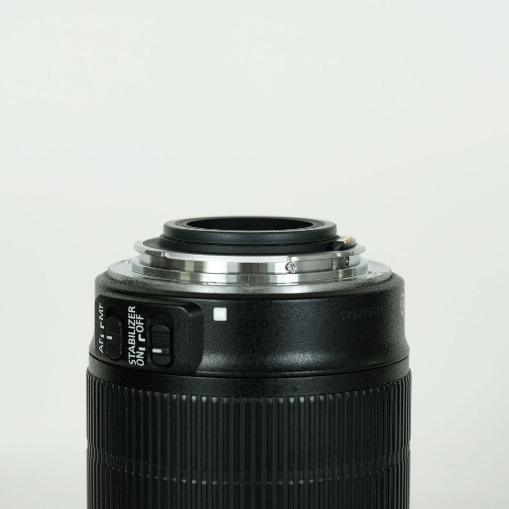 Canon EF-S18-135mm F3.5-5.6 IS