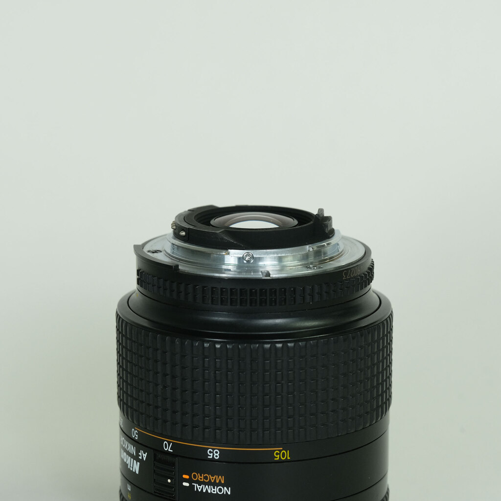 Nikon AF 28-105mm F3.5-4.5D
