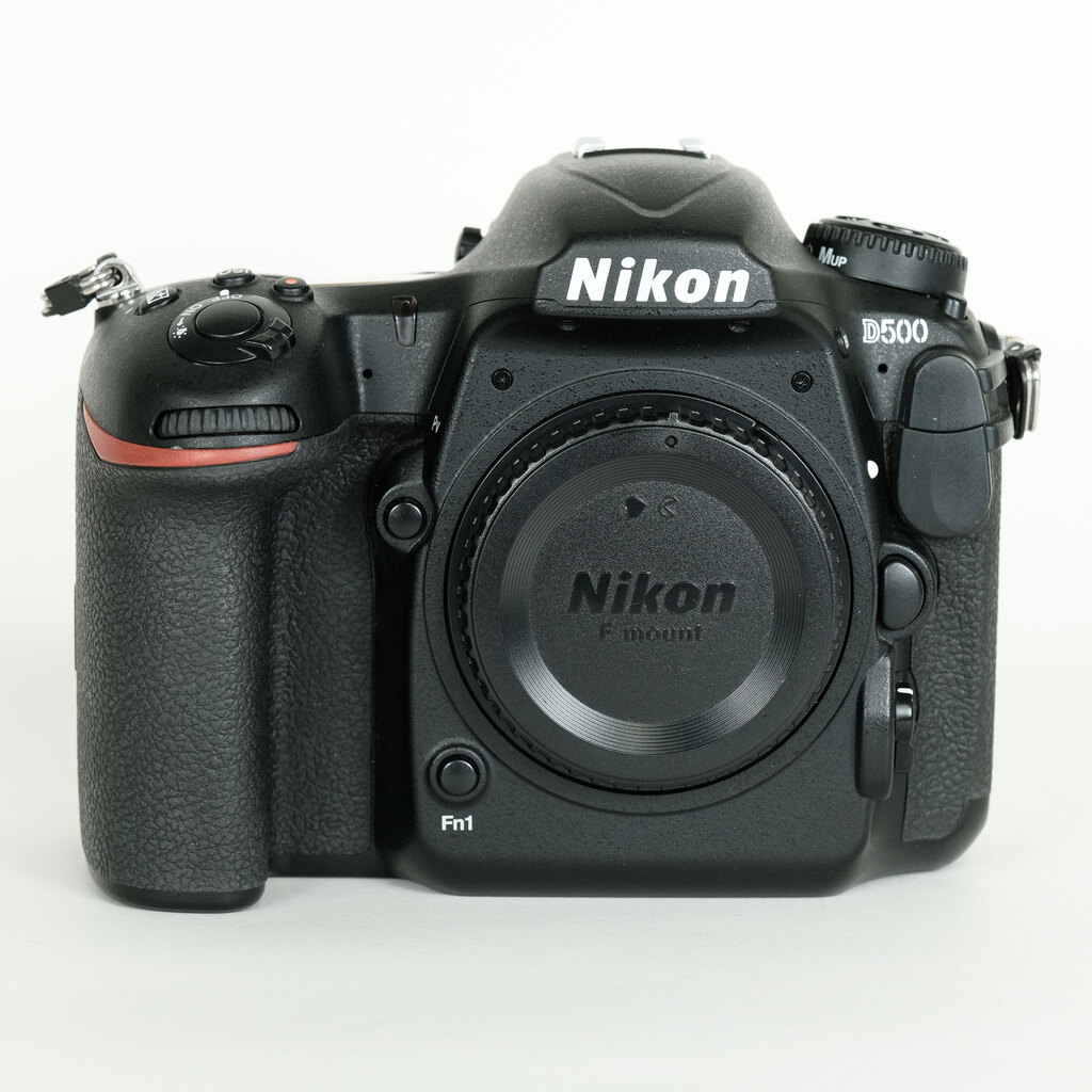 Nikon D500