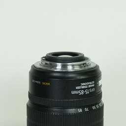 Canon EF-S15-85mm F3.5-5.6 IS USM