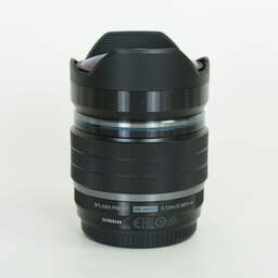 OLYMPUS M.ZUIKO DIGITAL ED 8mm F1.8 Fisheye PRO