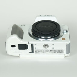 Panasonic LUMIX DMC-G3-W ボディ シェルホワイト