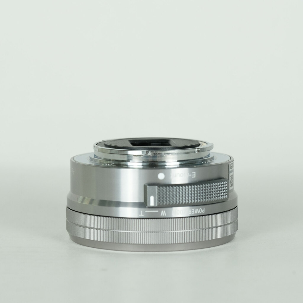 SONY E PZ 16-50mm F3.5-5.6 OSS SELP1650 シルバーの出品 | ONE SCENE