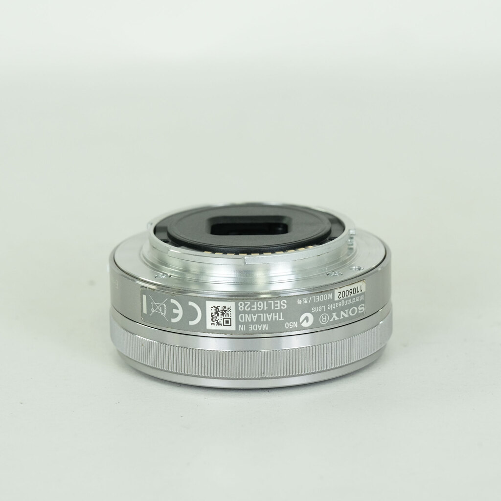 SONY E 16mm F2.8 SEL16F28