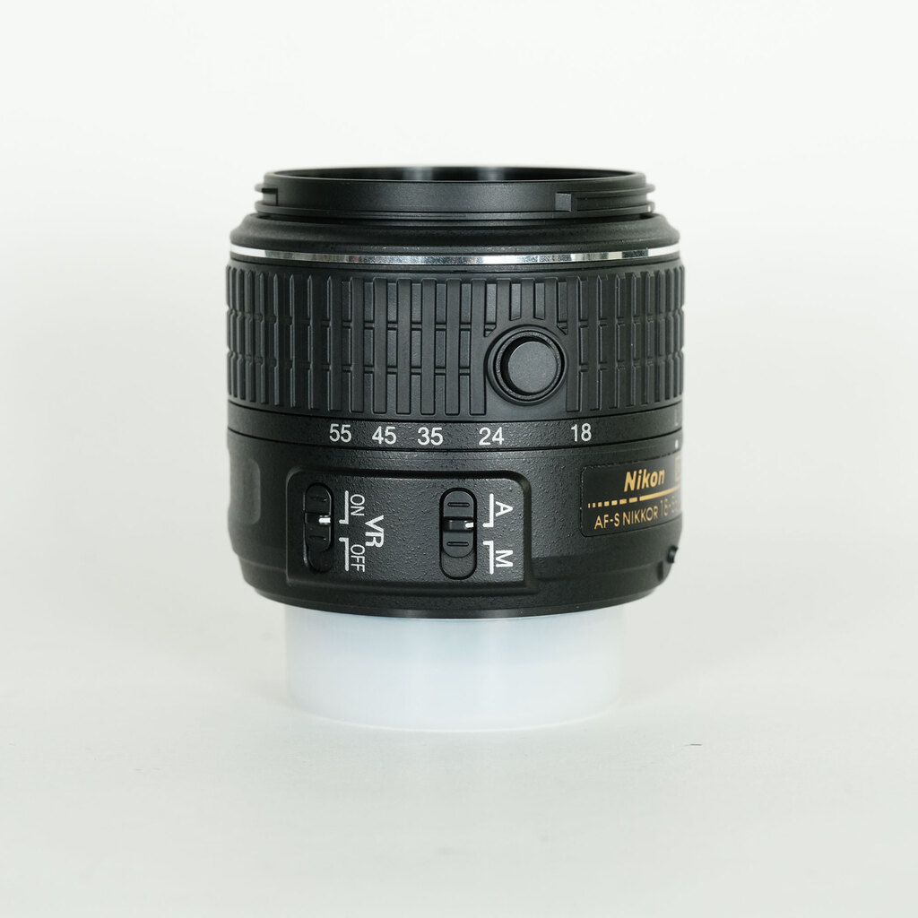 Nikon AF-S DX NIKKOR 18-55mm f3.5-5.6G VR II