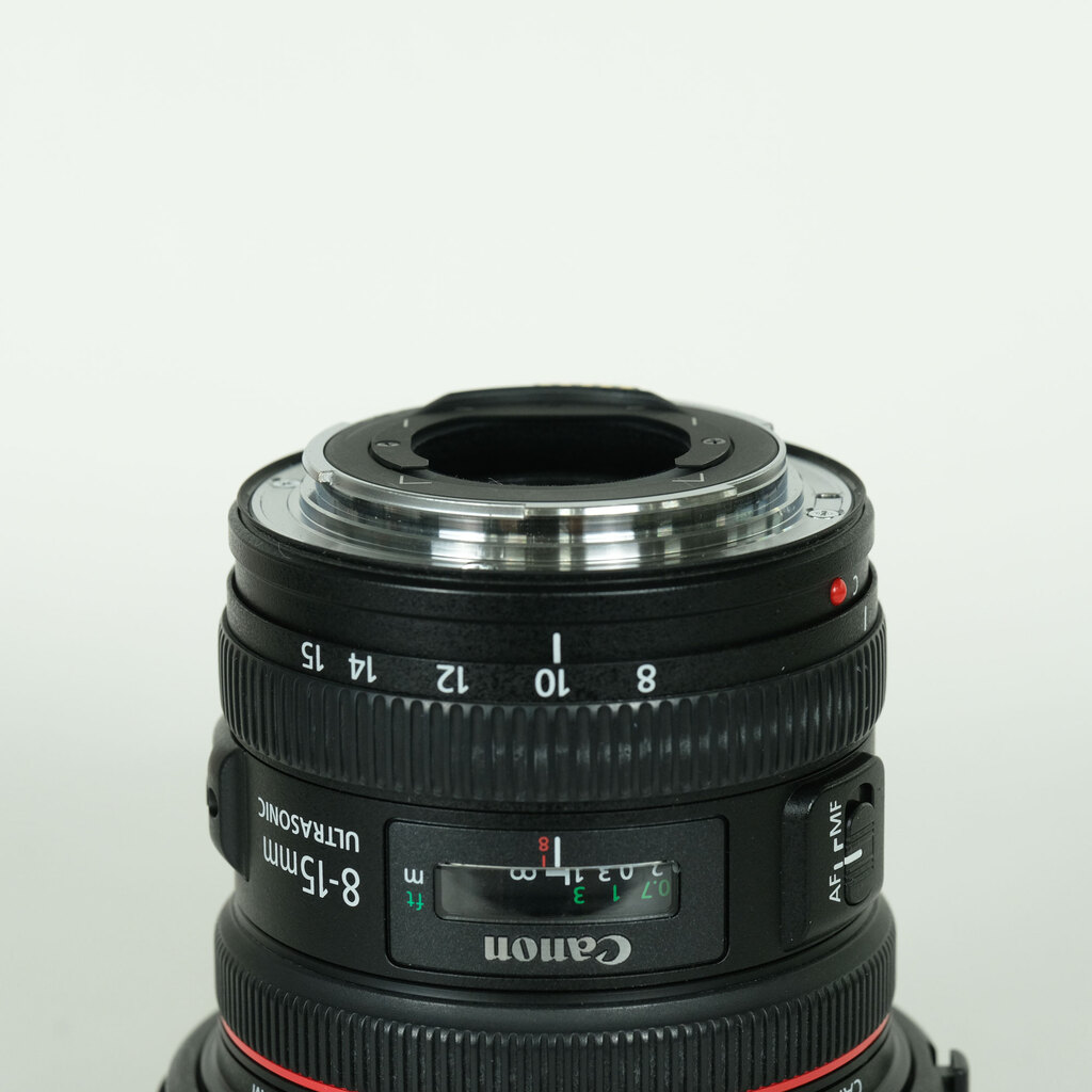 Canon EF8-15mm F4L フィッシュアイ USMの出品 | ONE SCENE（ワンシーン）