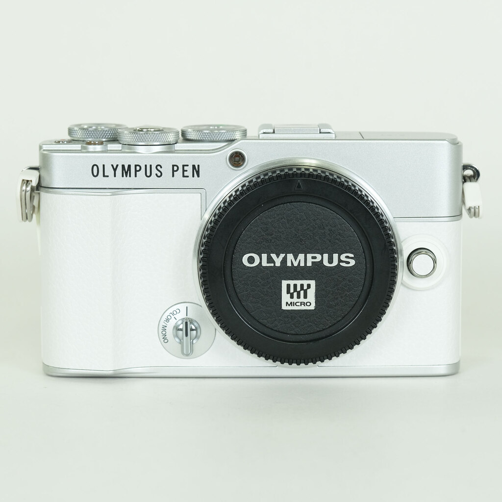 OLYMPUS PEN E-P7