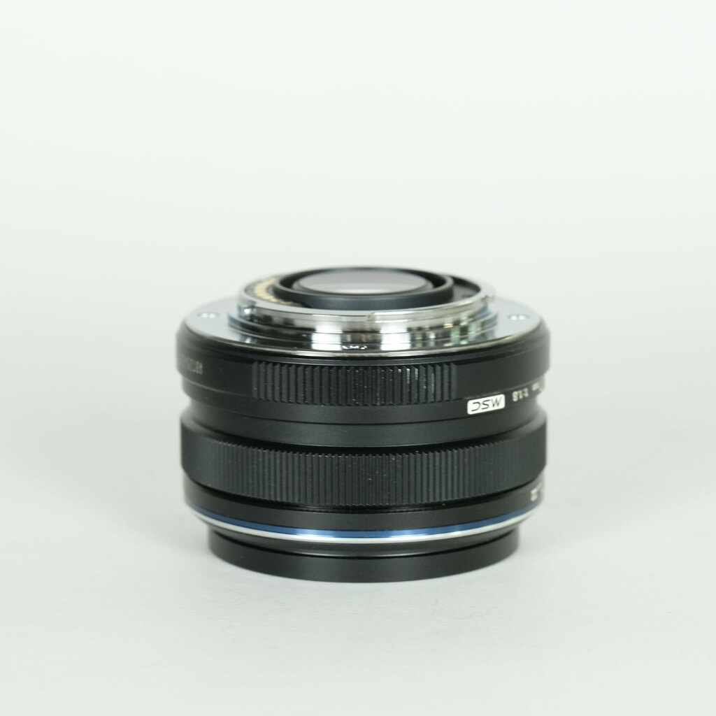 OLYMPUS M.ZUIKO DIGITAL 17mm F1.8 OLYMPUS M.ZUIKO DIGITAL 17mm F1.8