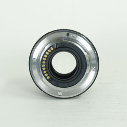 OLYMPUS M.ZUIKO DIGITAL 45mm F1.8 OLYMPUS M.ZUIKO DIGITAL 45mm F1.8