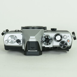 OM SYSTEM OM-3
