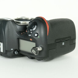 Nikon D500