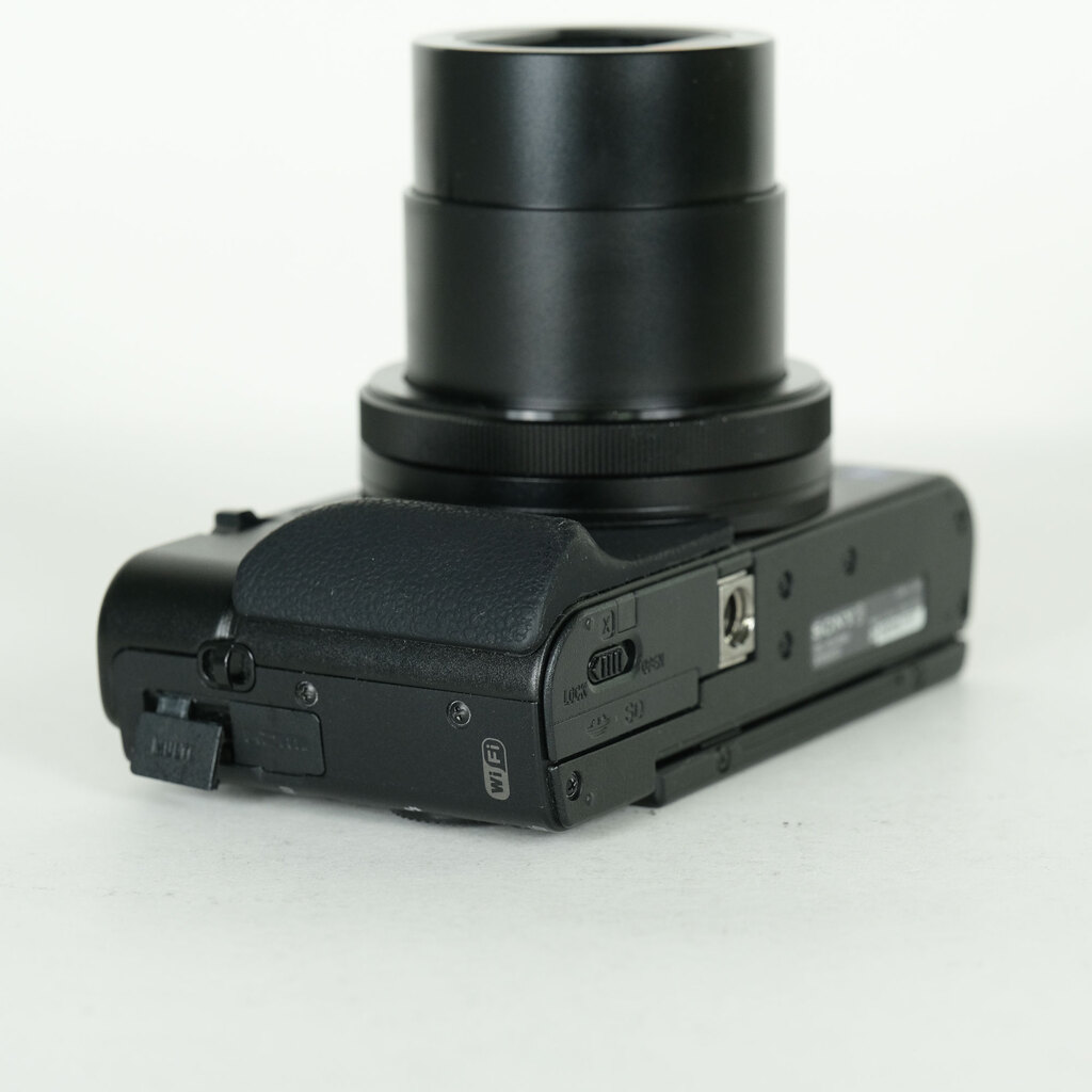 SONY Cyber-shot DSC-RX100M3の出品 | ONE SCENE（ワンシーン）