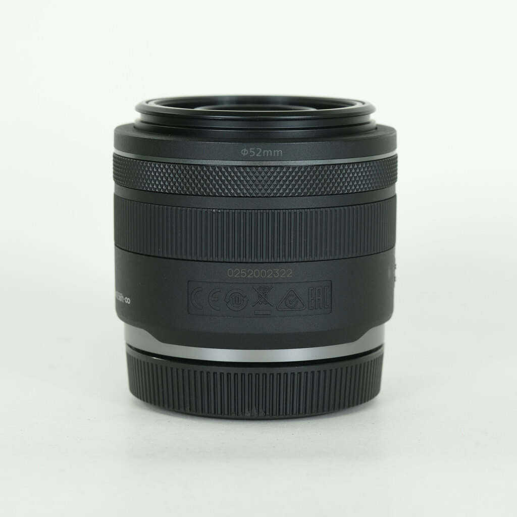 Canon RF35mm F1.8 MACRO IS STM