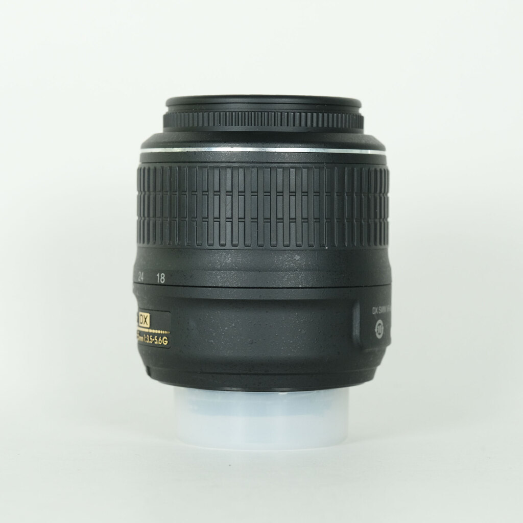 Nikon AF-S DX NIKKOR 18-55mm F3.5-5.6 G VR