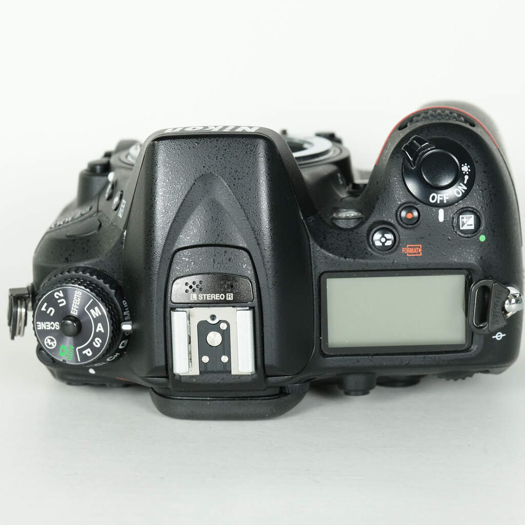 Nikon D7100の出品 | ONE SCENE（ワンシーン）
