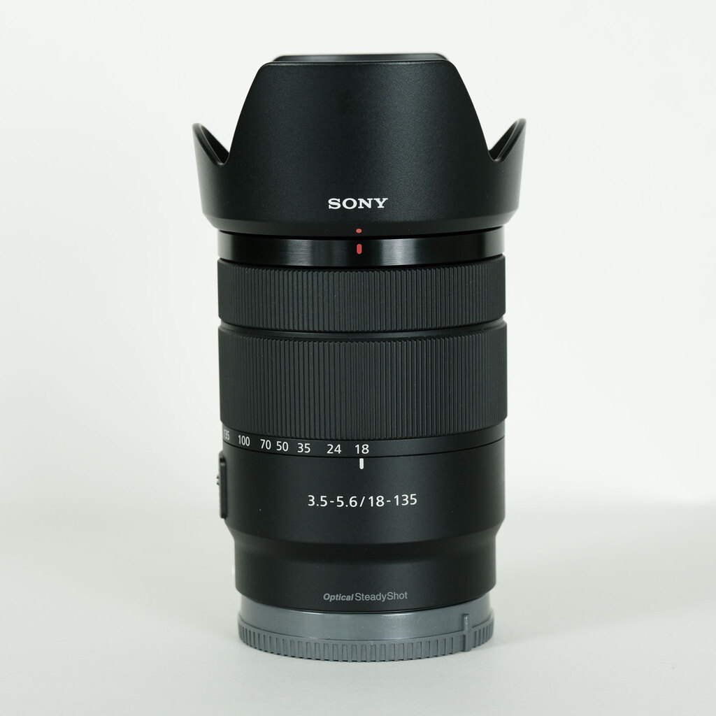 SONY E 18-135mm F3.5-5.6 OSS SEL18135