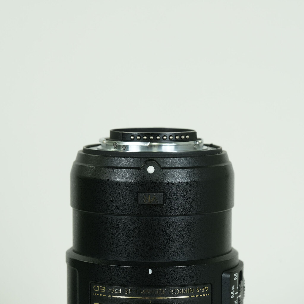 Nikon AF-S NIKKOR 300mm f/4E PF ED VR
