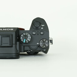 SONY α7 III(ILCE-7M3) SONY α7 III(ILCE-7M3)