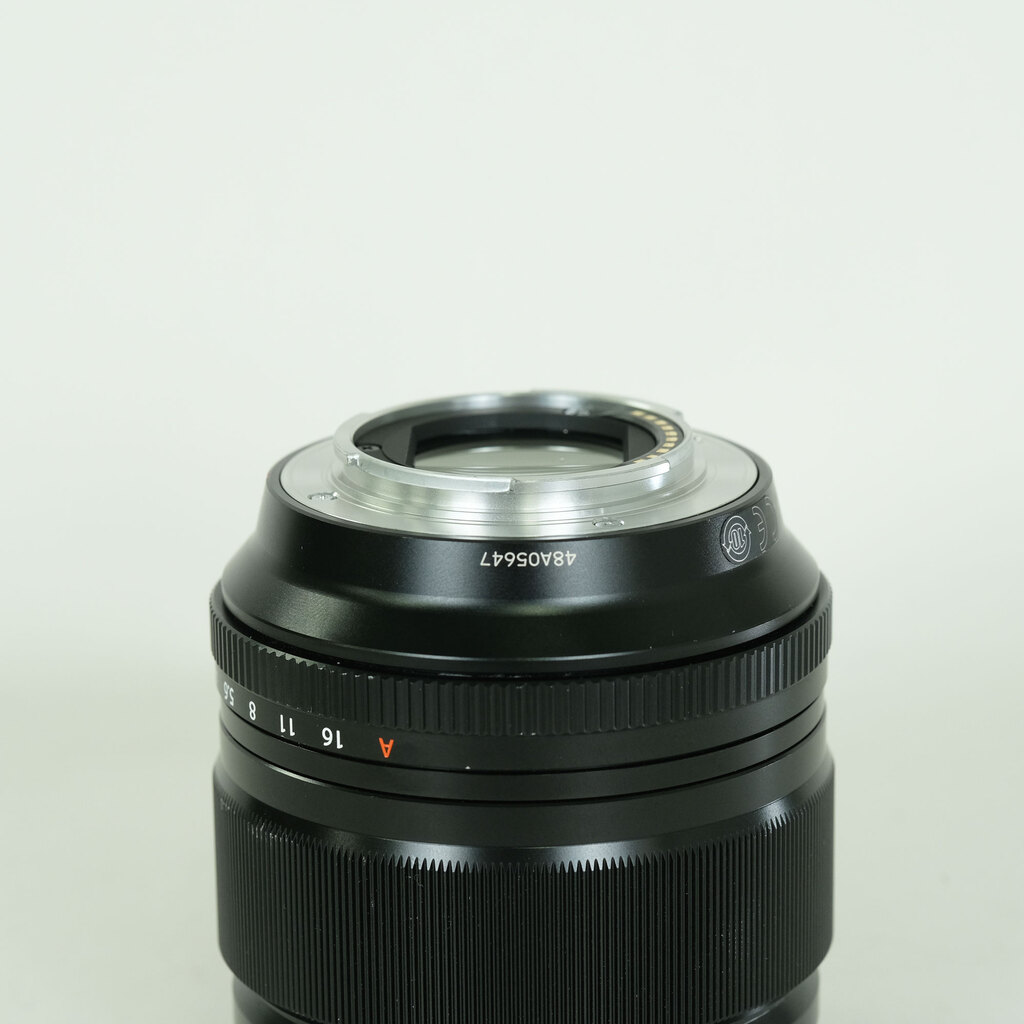 FUJIFILM XF56mmF1.2 R