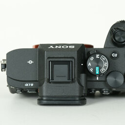 SONY α7 IV(ILCE-7M4) SONY α7 IV(ILCE-7M4)