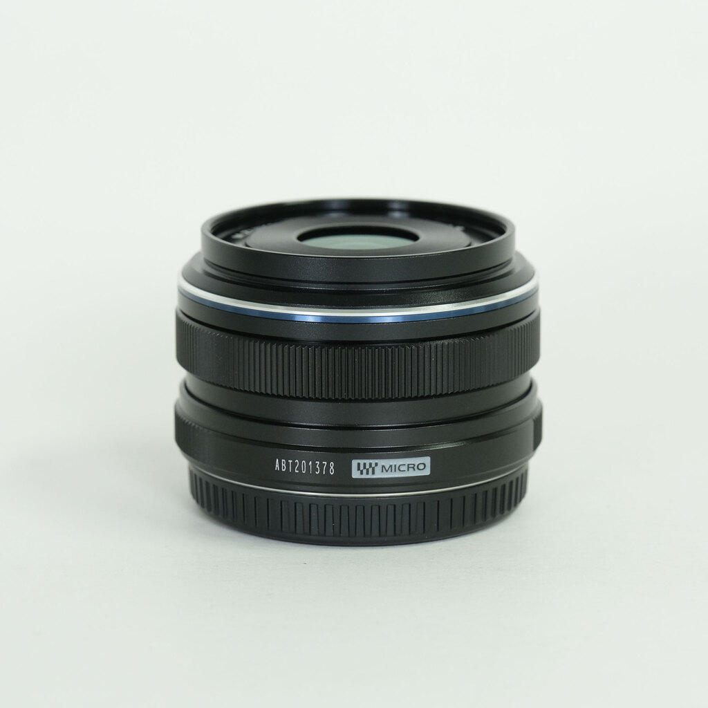 OLYMPUS M.ZUIKO DIGITAL 17mm F1.8