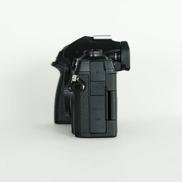 OM SYSTEM OM-1 Mark II OM SYSTEM OM-1 Mark II