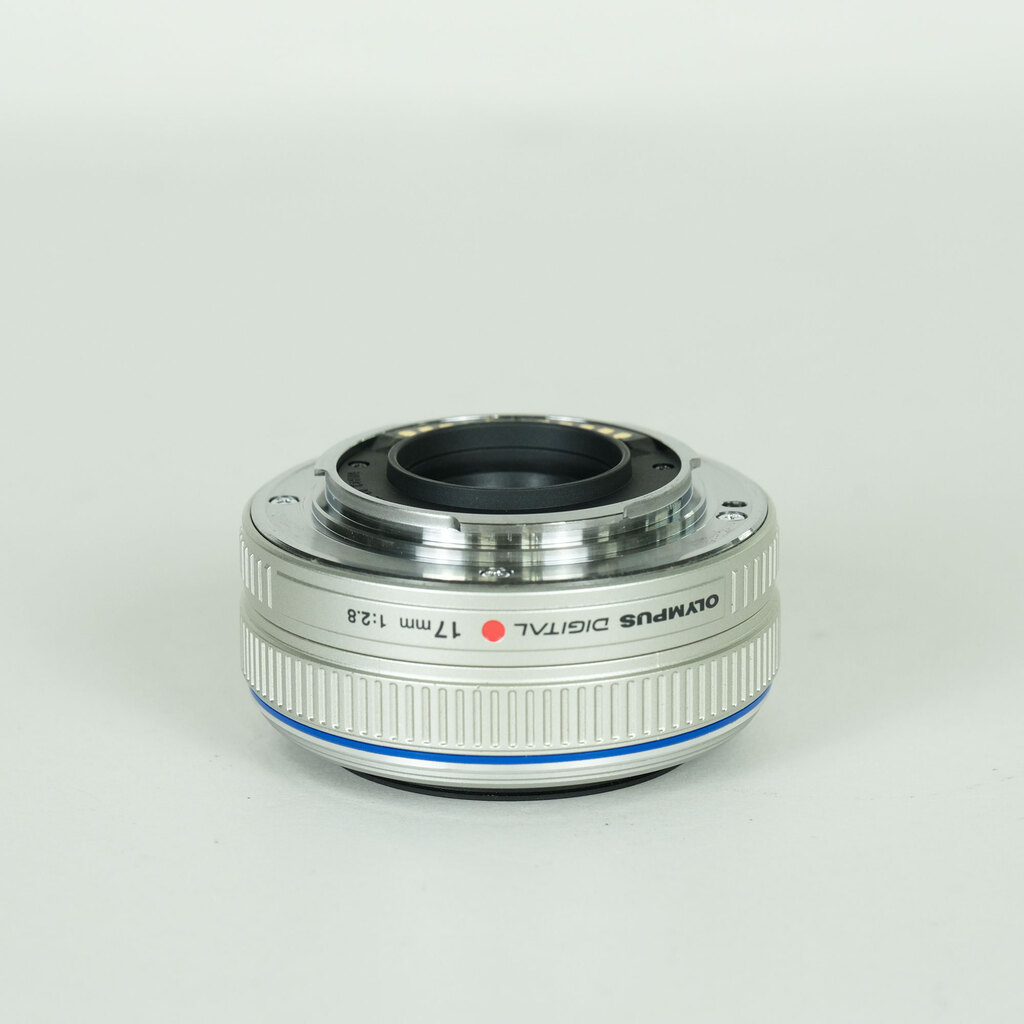 OLYMPUS M.ZUIKO DIGITAL 17mm F2.8 シルバーの出品 | ONE SCENE（ワン