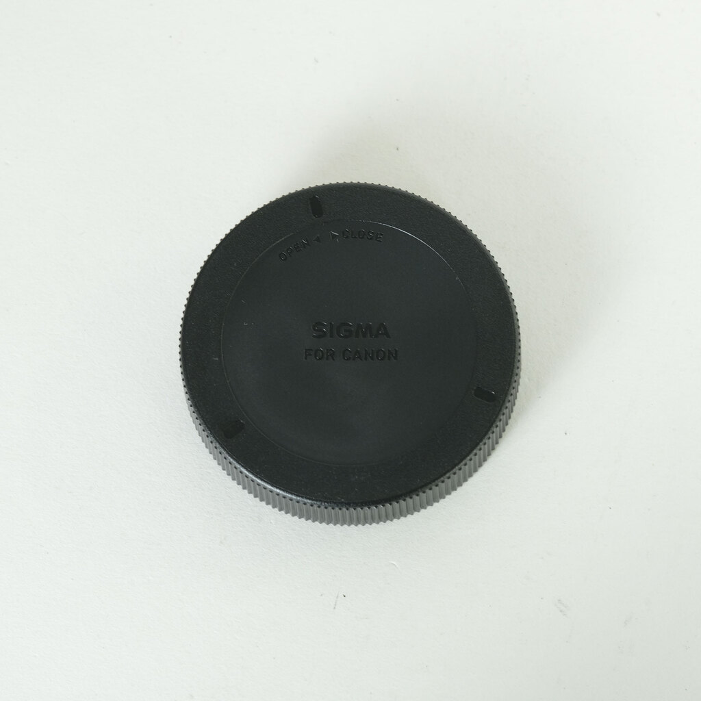 SIGMA 70mm F2.8 DG MACRO | Art [キヤノン用]