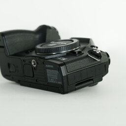 OLYMPUS OM-D E-M1 Mark III