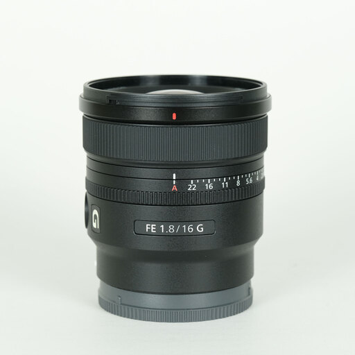 小型・軽量設計の明るい大口径超広角単焦点レンズ。SONY FE 16mm F1.8