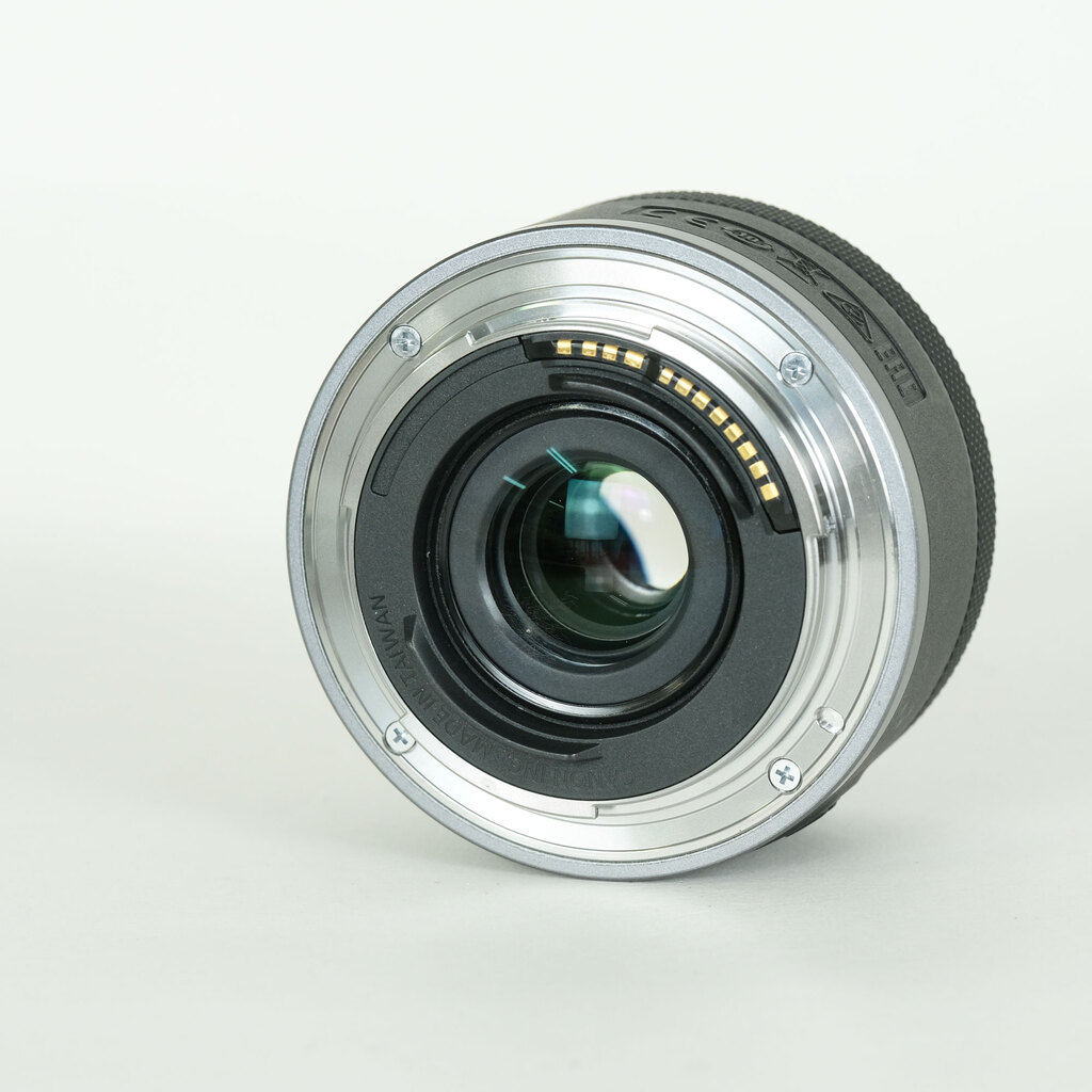 Canon RF16mm F2.8 STM