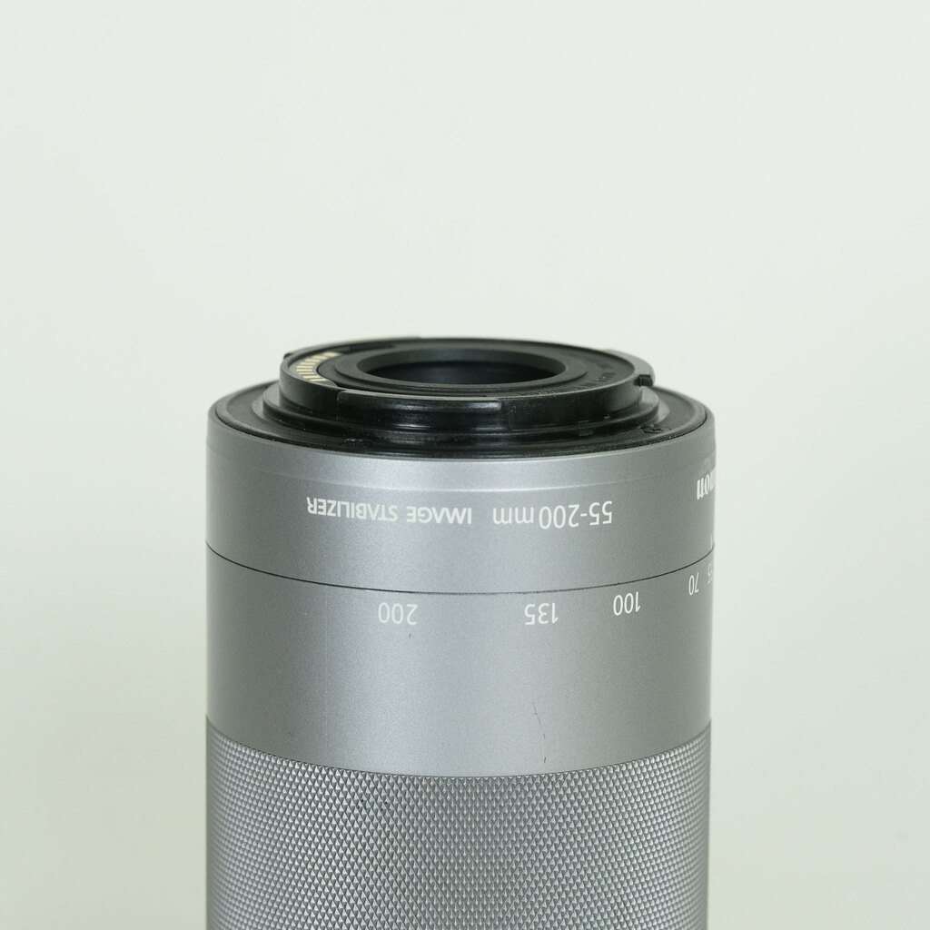 Canon EF-M55-200mm F4.5-6.3 IS STM シルバー