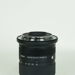 SIGMA 18-50mm F2.8 DC DN｜Contemporary [キヤノンRF用]