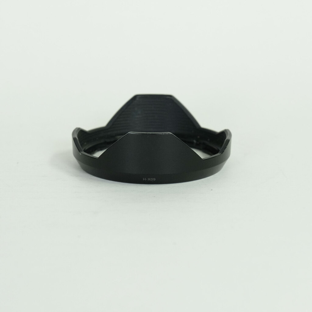 Panasonic LEICA DG SUMMILUX 9mm / F1.7 ASPH.