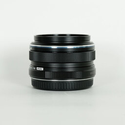 OLYMPUS M.ZUIKO DIGITAL 17mm F1.8