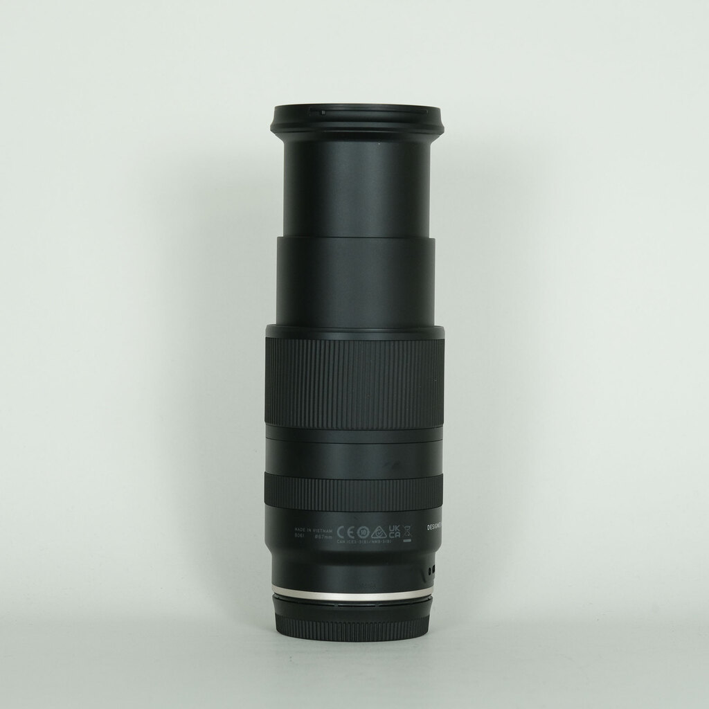 TAMRON 18-300mm F/3.5-6.3 Di III-A VC VXD (Model B061) [キヤノンRF用]