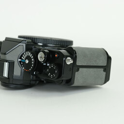 Nikon Z f プレミアムエクステリア張替済み