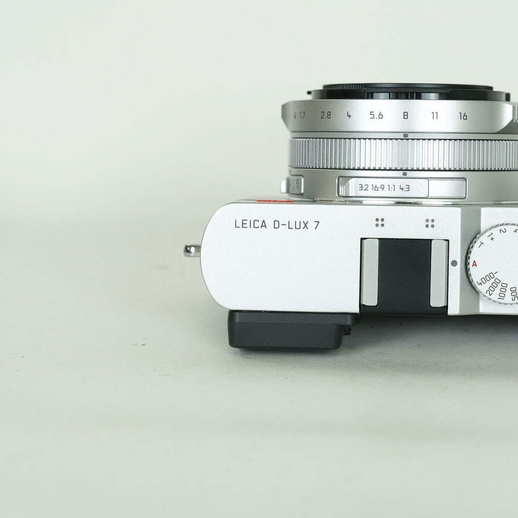 LEICA D-LUX7 シルバー