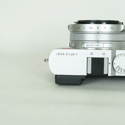 LEICA D-LUX7 シルバー