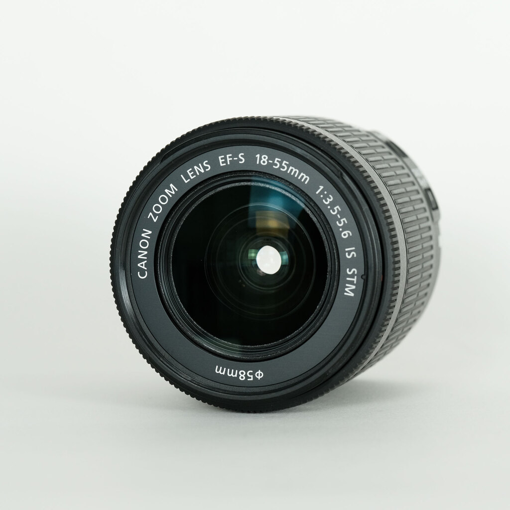 Canon EF-S18-55mm F4-5.6 IS STM