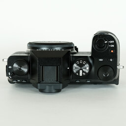 FUJIFILM X-S10
