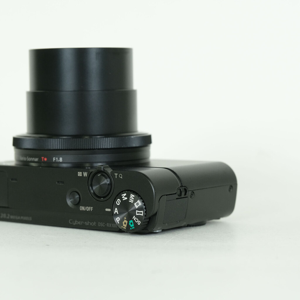 SONY Cyber-shot DSC-RX100