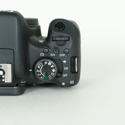 Canon EOS Kiss X8i