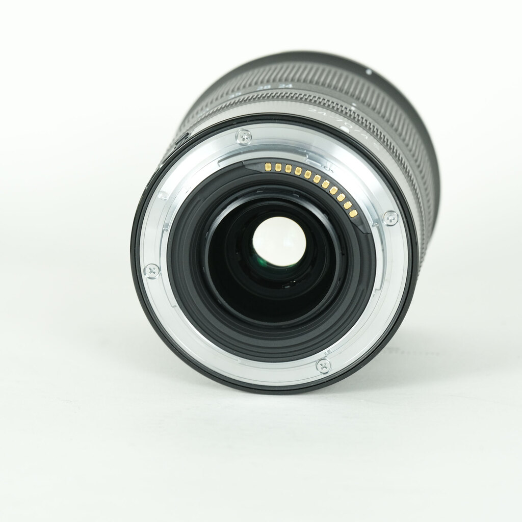 Nikon NIKKOR Z 24-70mm f/4 S Nikon NIKKOR Z 24-70mm f/4 S