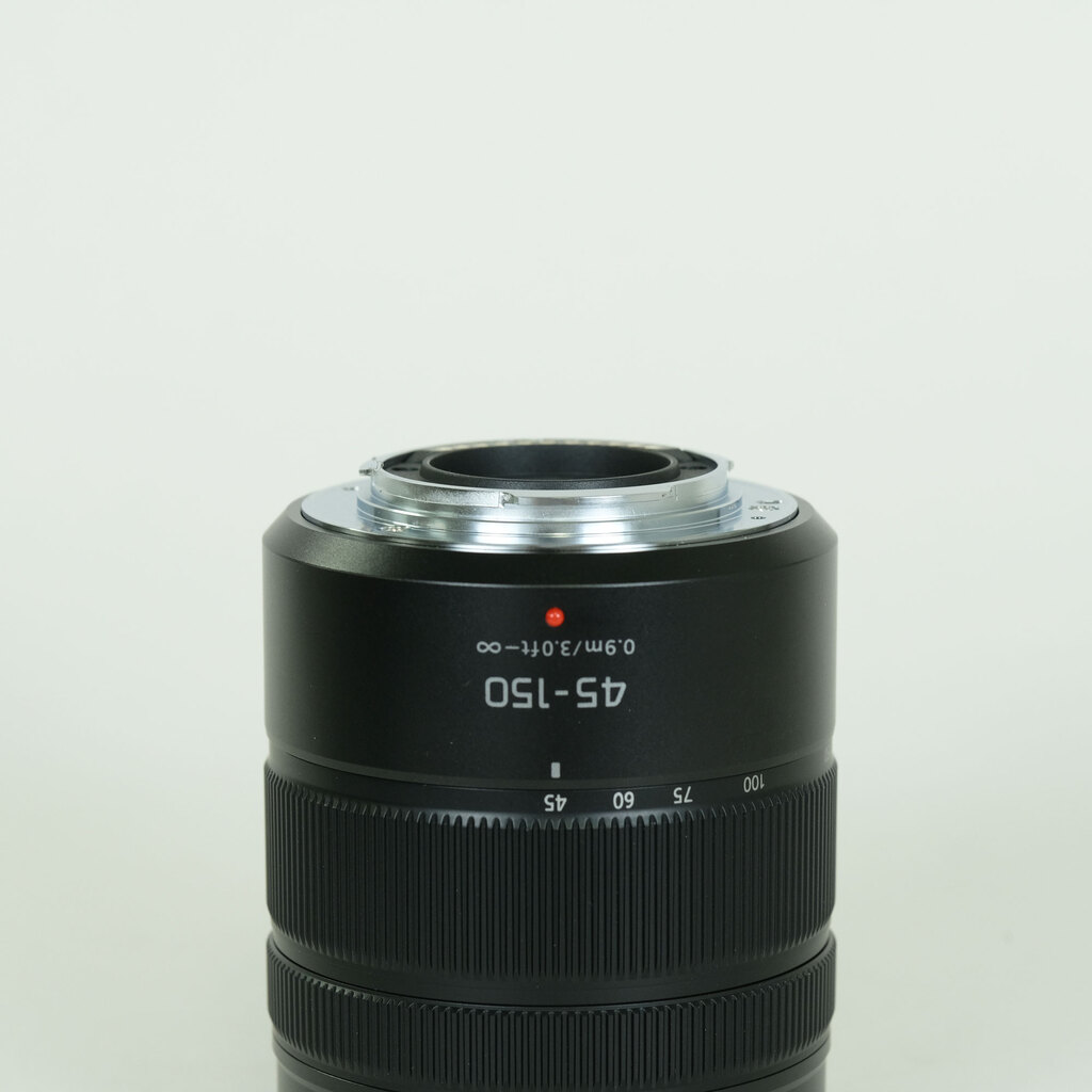 Panasonic LUMIX G VARIO 45-150mm / F4.0-5.6 ASPH. / MEGA O.I.S. Panasonic LUMIX G VARIO 45-150mm / F4.0-5.6 ASPH. / MEGA O.I.S.