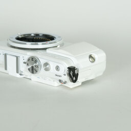 OLYMPUS PEN Lite E-PL6 ボディ ホワイト