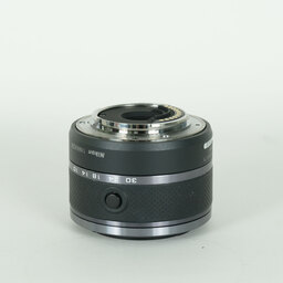 Nikon 1 NIKKOR VR10-30/3.5-5.6 ブラック Nikon 1 NIKKOR VR10-30/3.5-5.6 ブラック