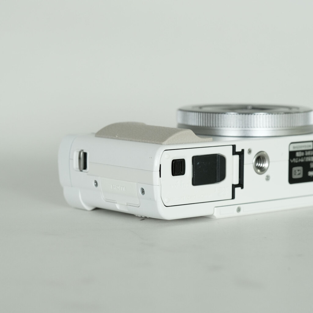 Panasonic LUMIX DC-TZ95 ホワイト