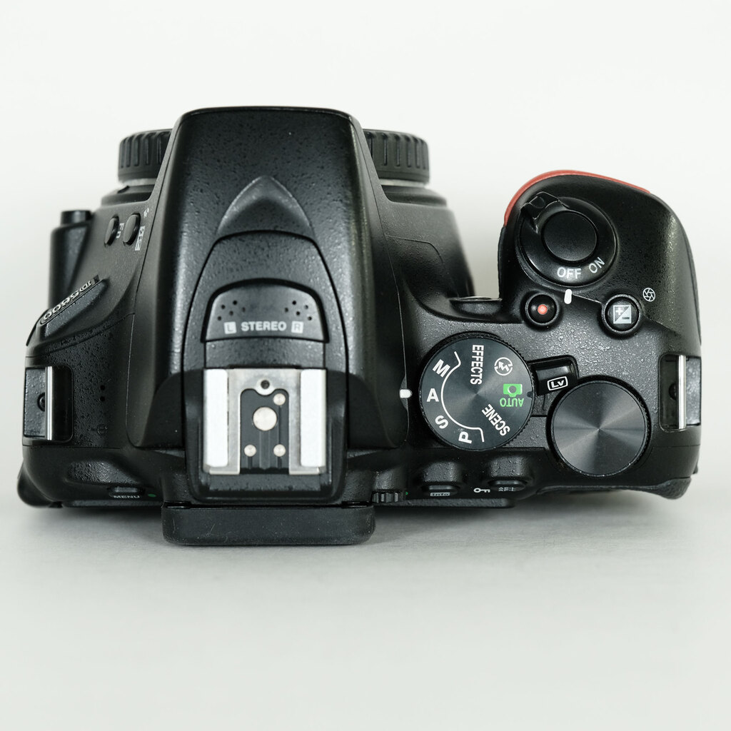 Nikon D5600